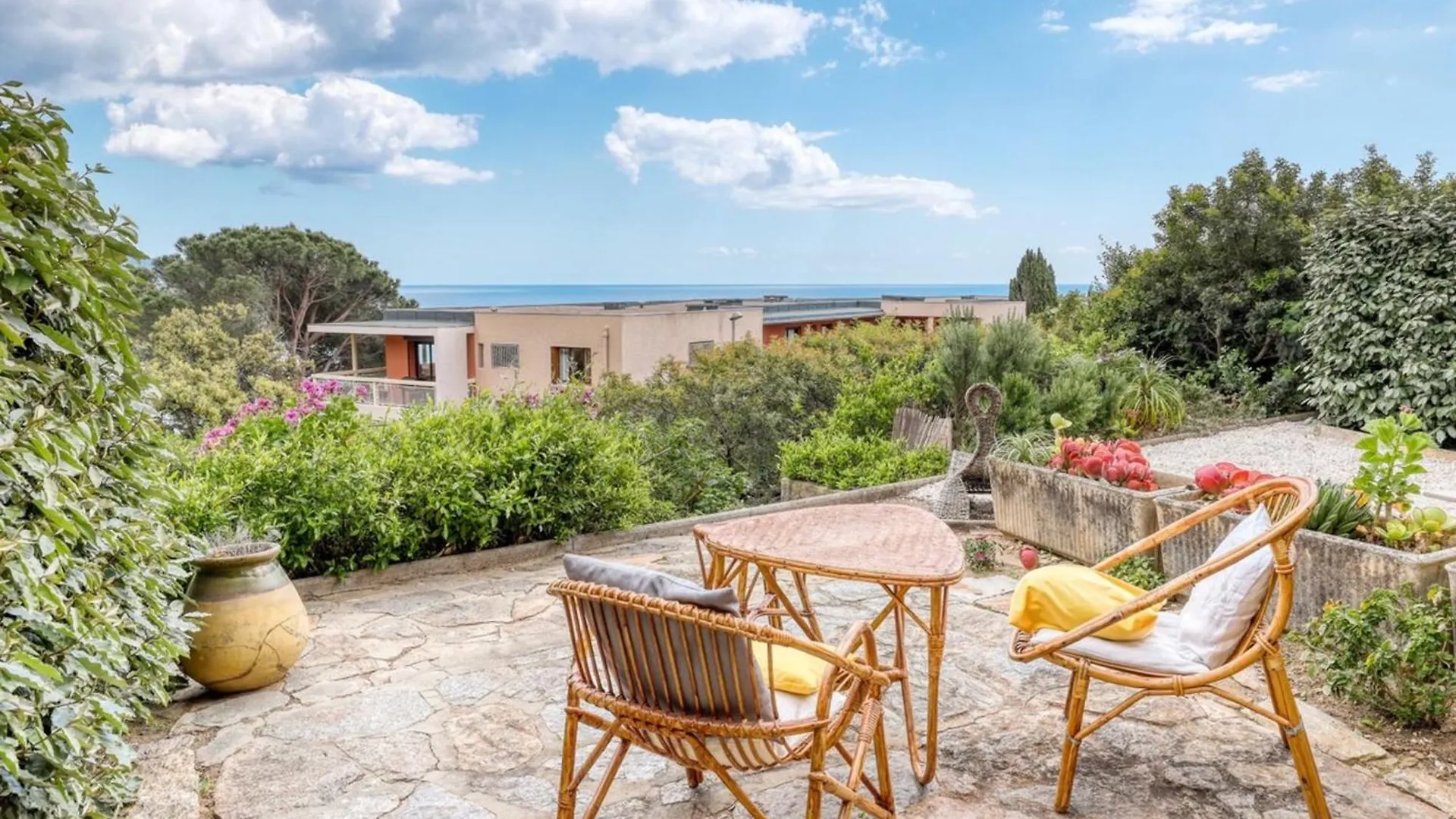 Peaceful Retreat With Stunning Sea View Private Terrace & Garden Apartment Le Lavandou France